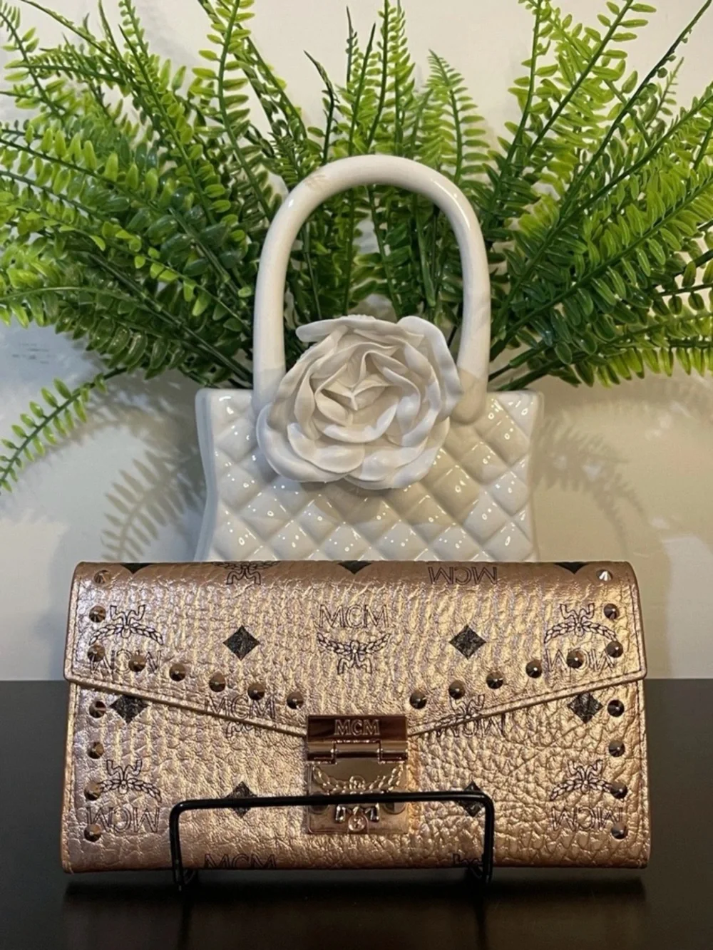 MCM Metallic Rose Gold Visetos Studded Crossbody w Silver Chain - Picture 1 of 8